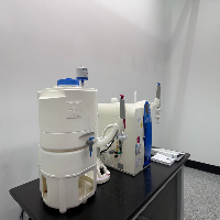 Millipore Milli-Q Integral Lab Water Purification System image 0
